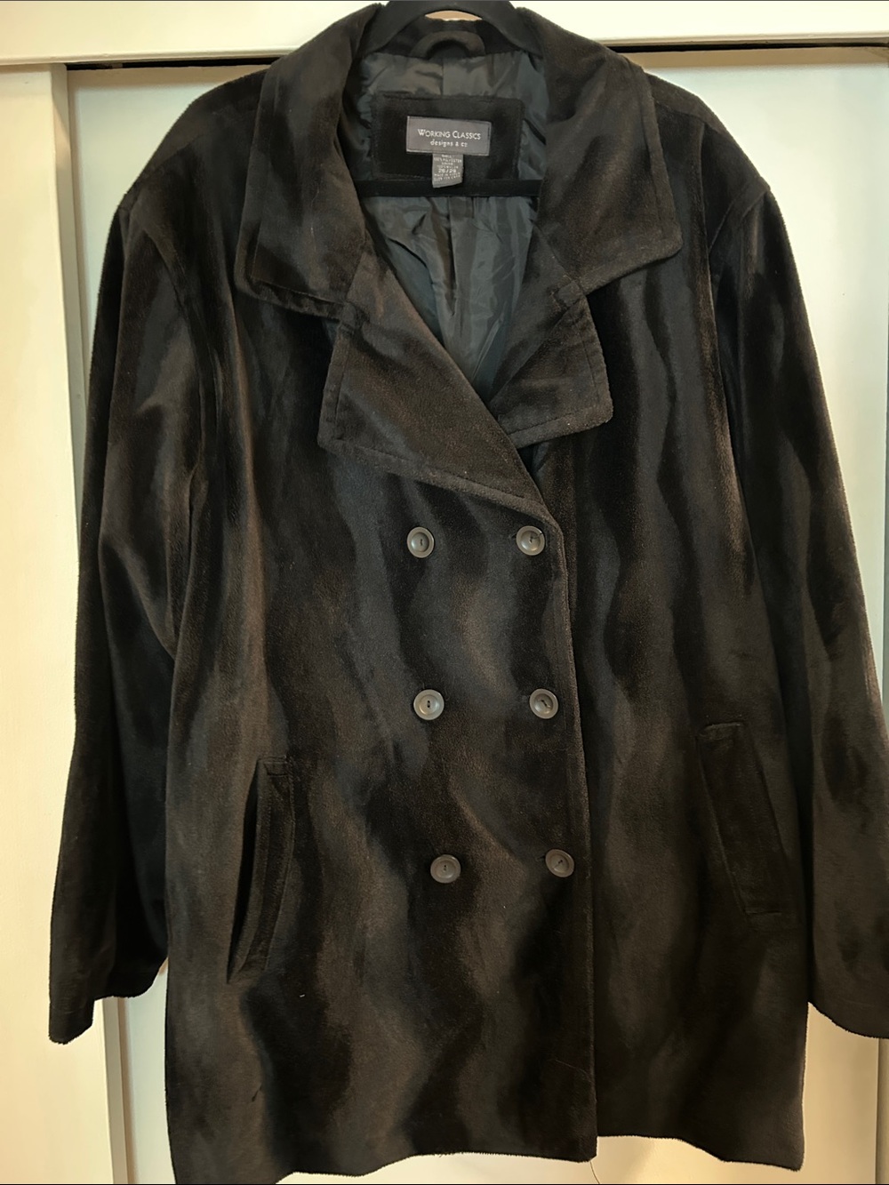 Working Classics Double-Breasted Jacket in Black.